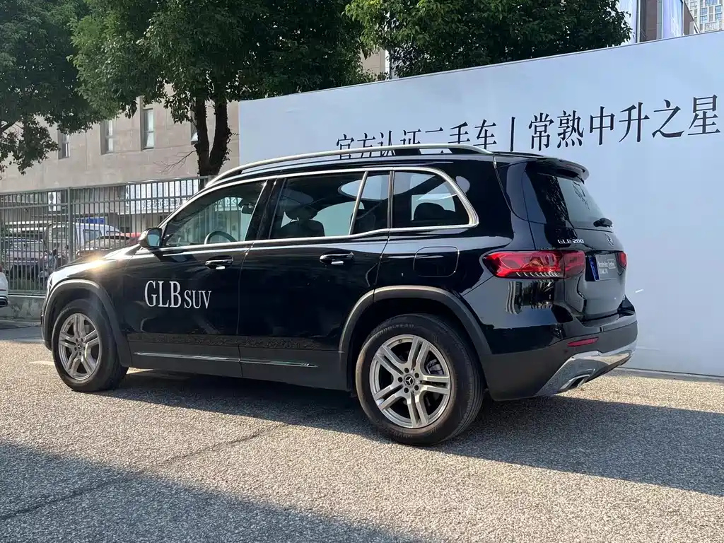 MERCEDES BENZ GLB 2022