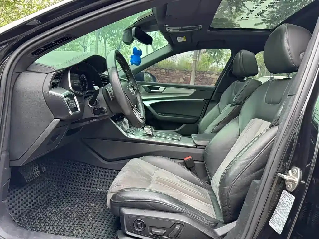 AUDI A6L 2021
