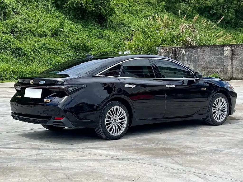 TOYOTA AVALON 2019
