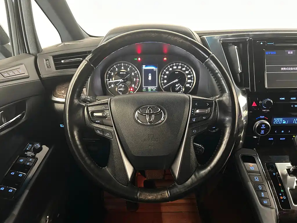 TOYOTA ALPHARD 2018