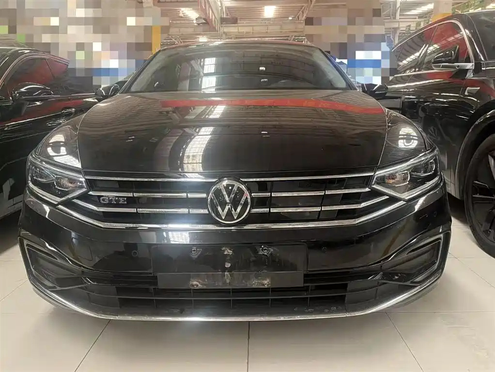 VOLKSWAGEN MAGOTAN 2023