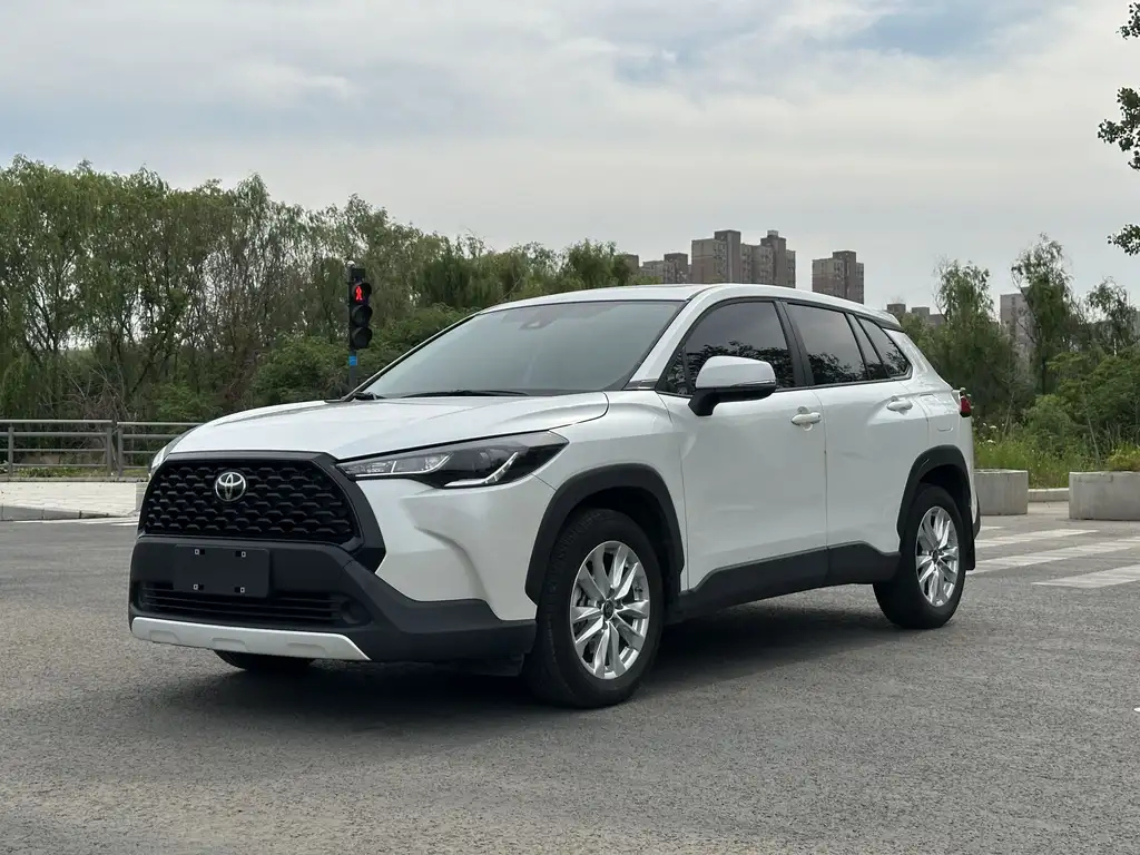 TOYOTA COROLLA CROSS 2022