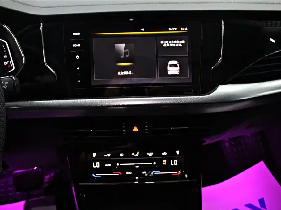 VOLKSWAGEN PASSAT 2025