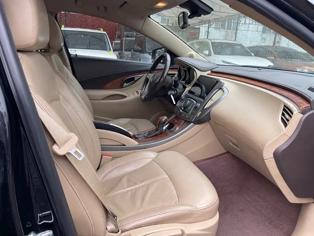 BUICK LACROSSE 2012
