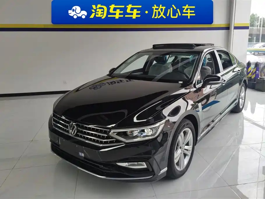 VOLKSWAGEN MAGOTAN 2023