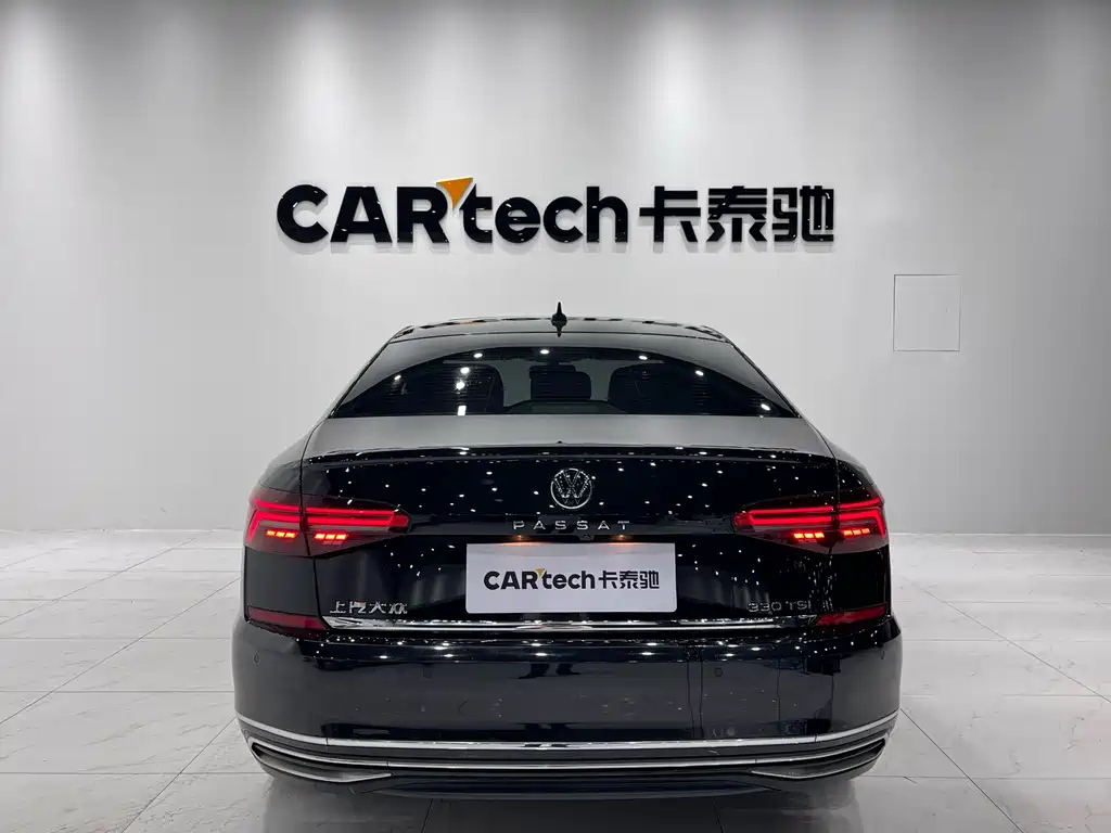 VOLKSWAGEN PASSAT 2021