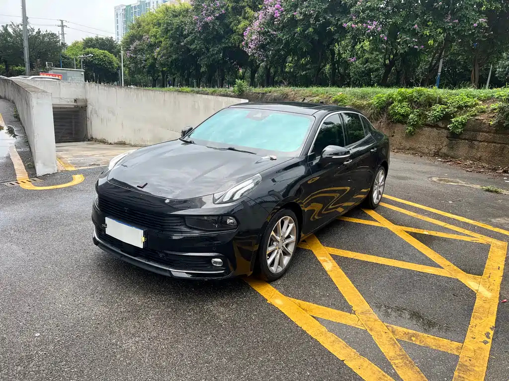 LYNK&CO 03 2018