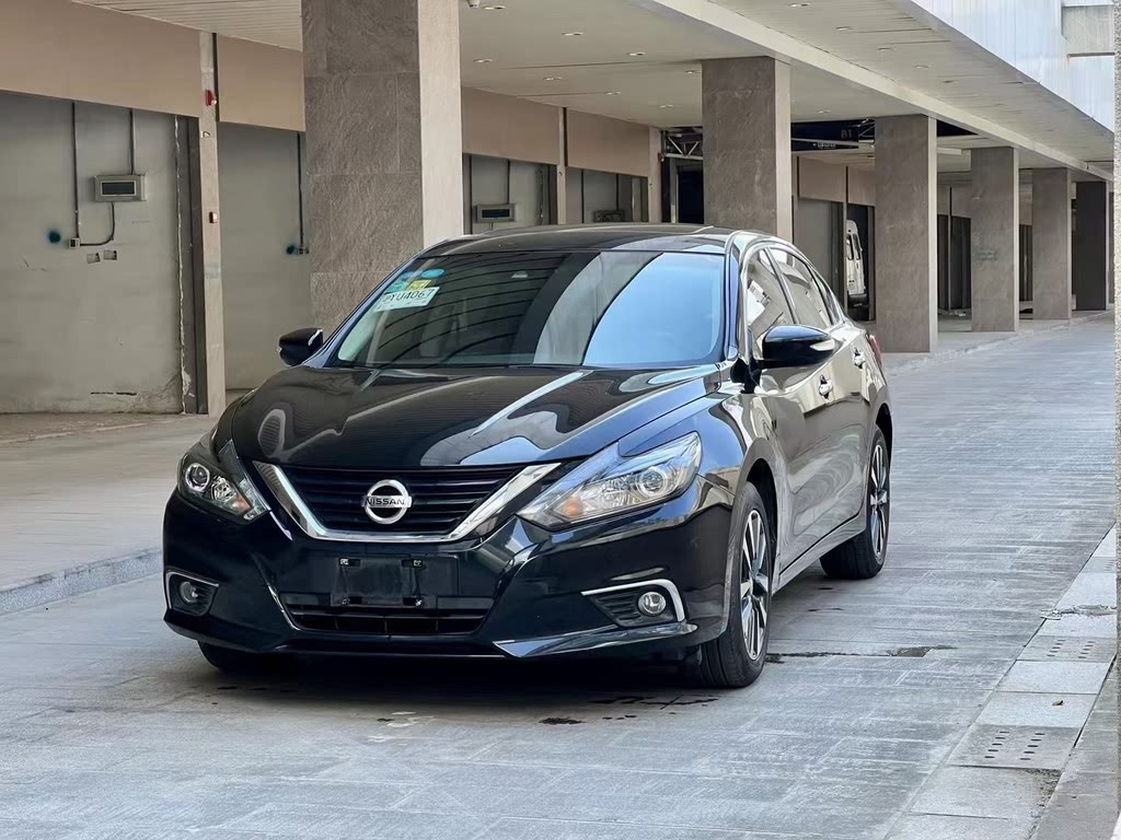 NISSAN TEANA 2016