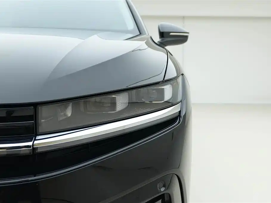 VOLKSWAGEN MAGOTAN 2024