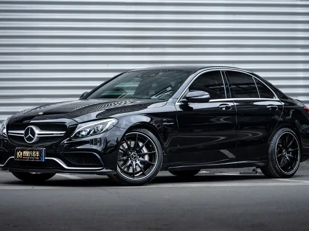 MERCEDES BENZ C-CLASS AMG