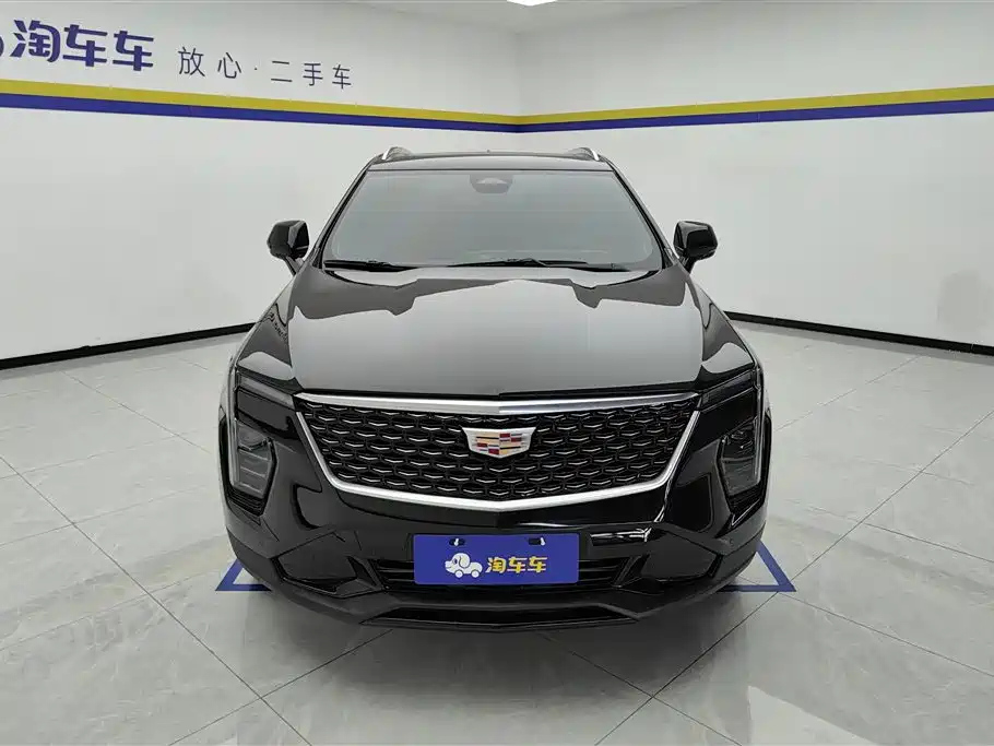 CADILLAC XT4 2024