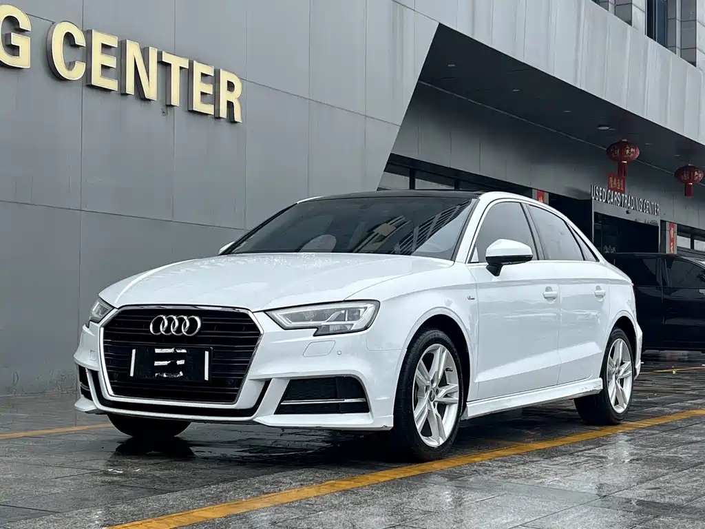 AUDI A3 2019