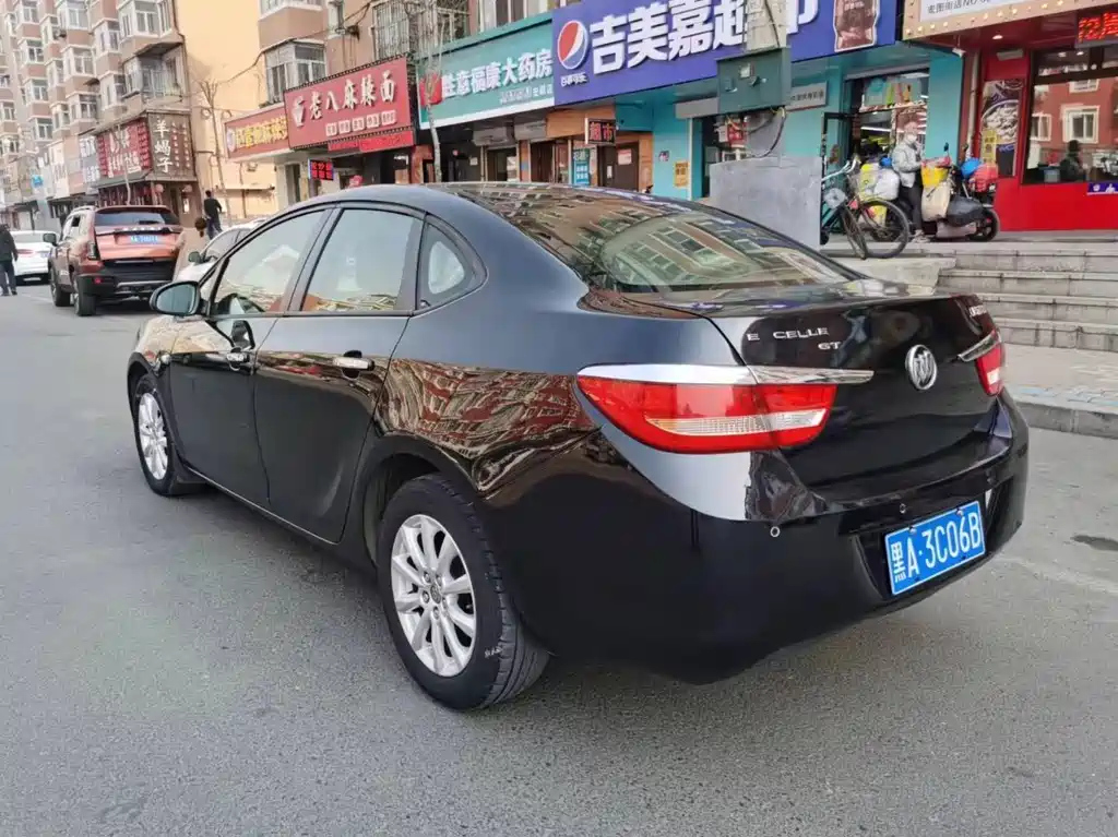 BUICK EXCELLE 2012