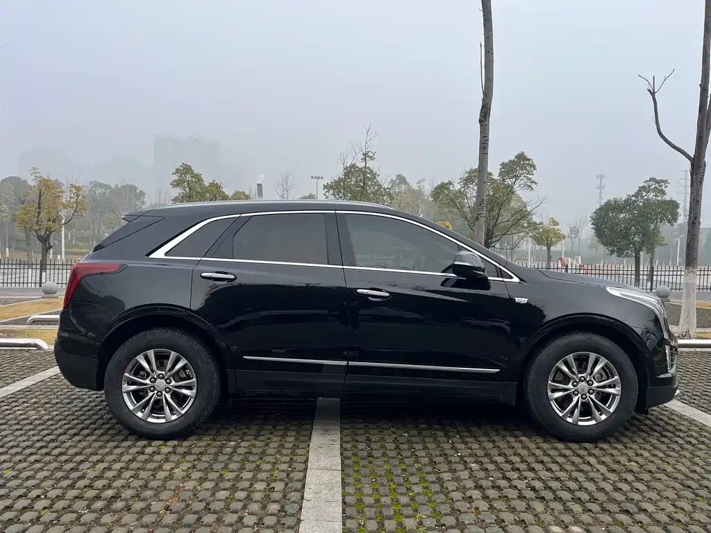 CADILLAC XT5 2020