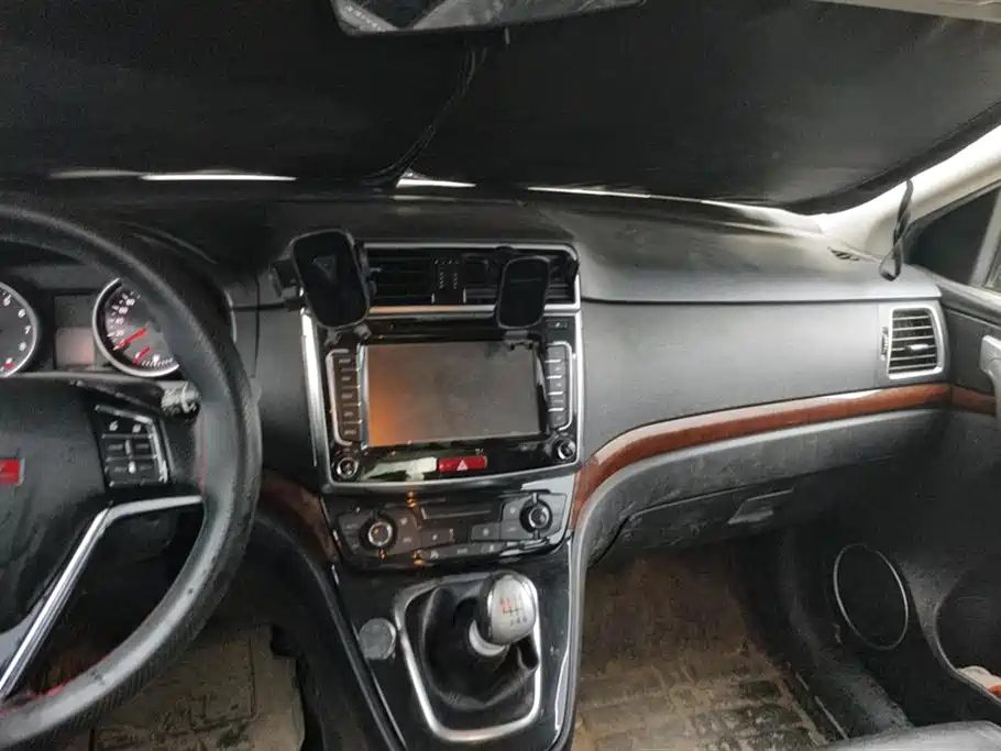 HAVAL H6 2015