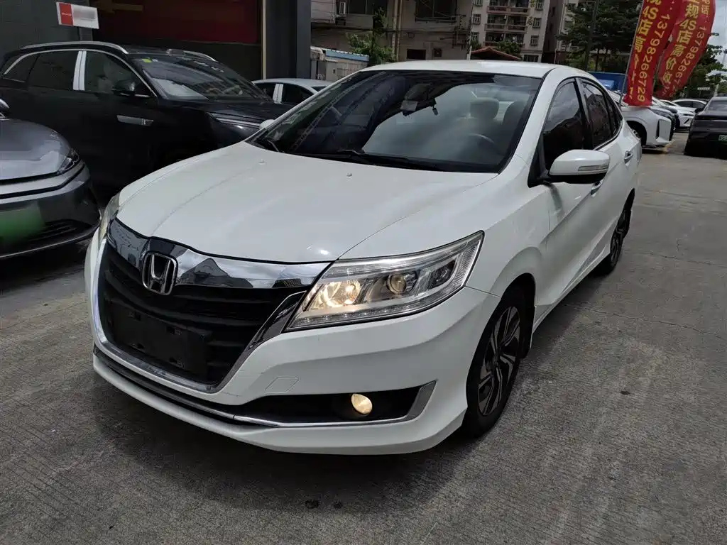 HONDA CRIDER 2016