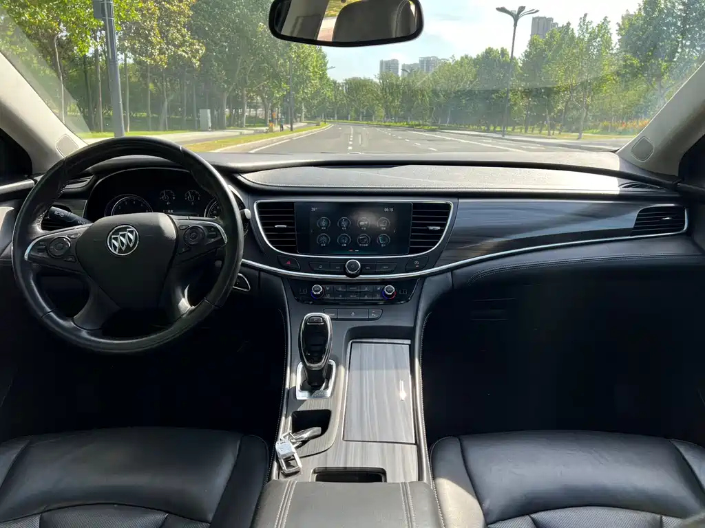 BUICK LACROSSE 2019