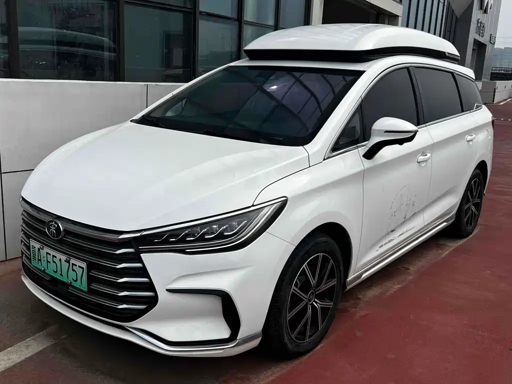 BYD SONG MAX NEW ENERGY 2022