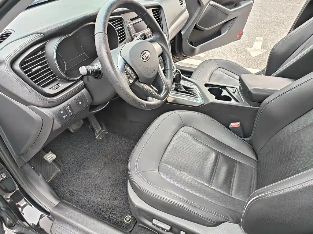 KIA K5 2012