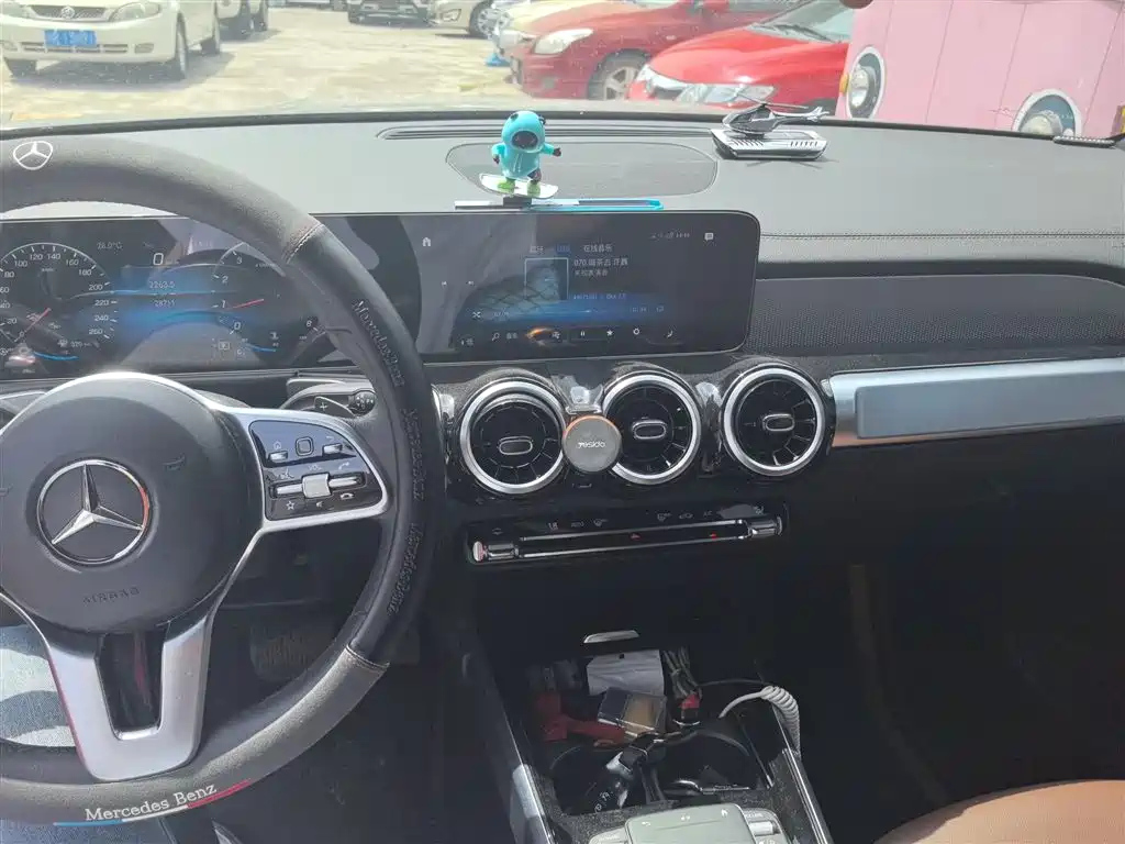 MERCEDES BENZ GLB 2022