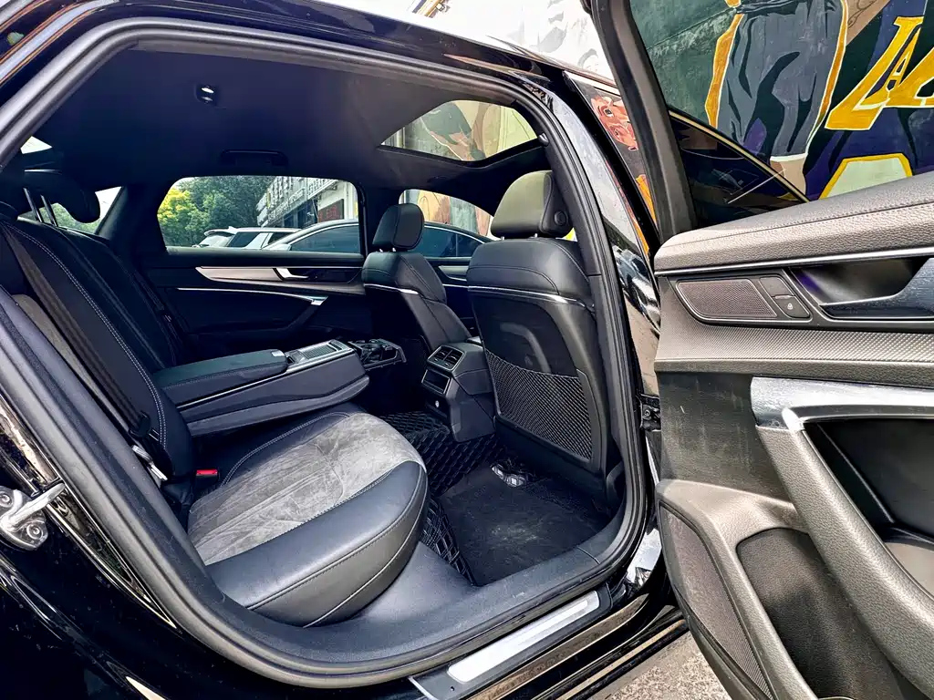 AUDI A6L 2020