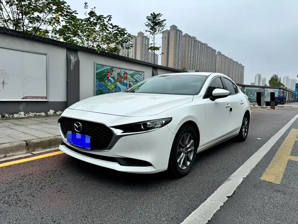 MAZDA 3 AXELA 2020