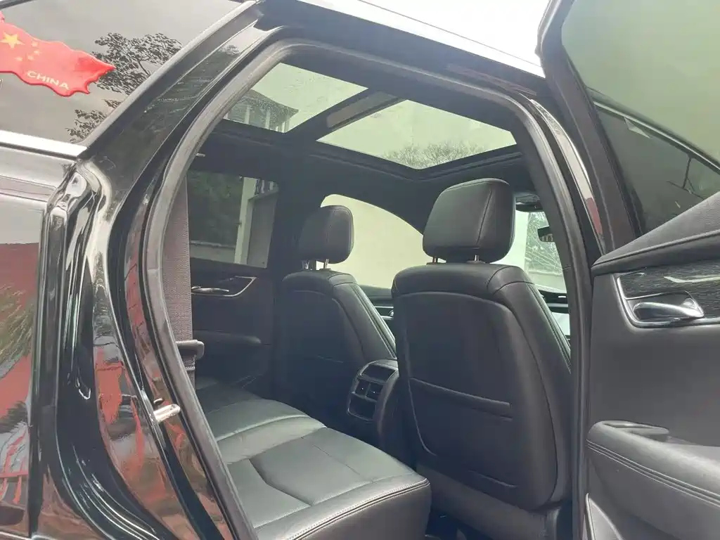 CADILLAC XT5 2020