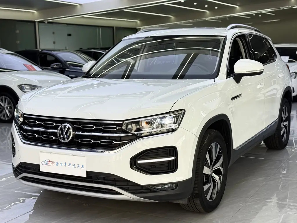 VOLKSWAGEN TAYRON 2021