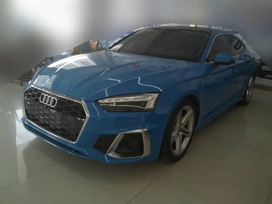 AUDI A5 2021