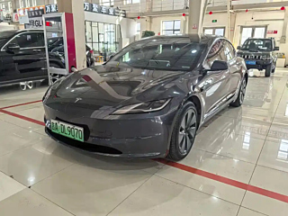TESLA MODEL 3  2023 YEAR  POWER EDITION 2023