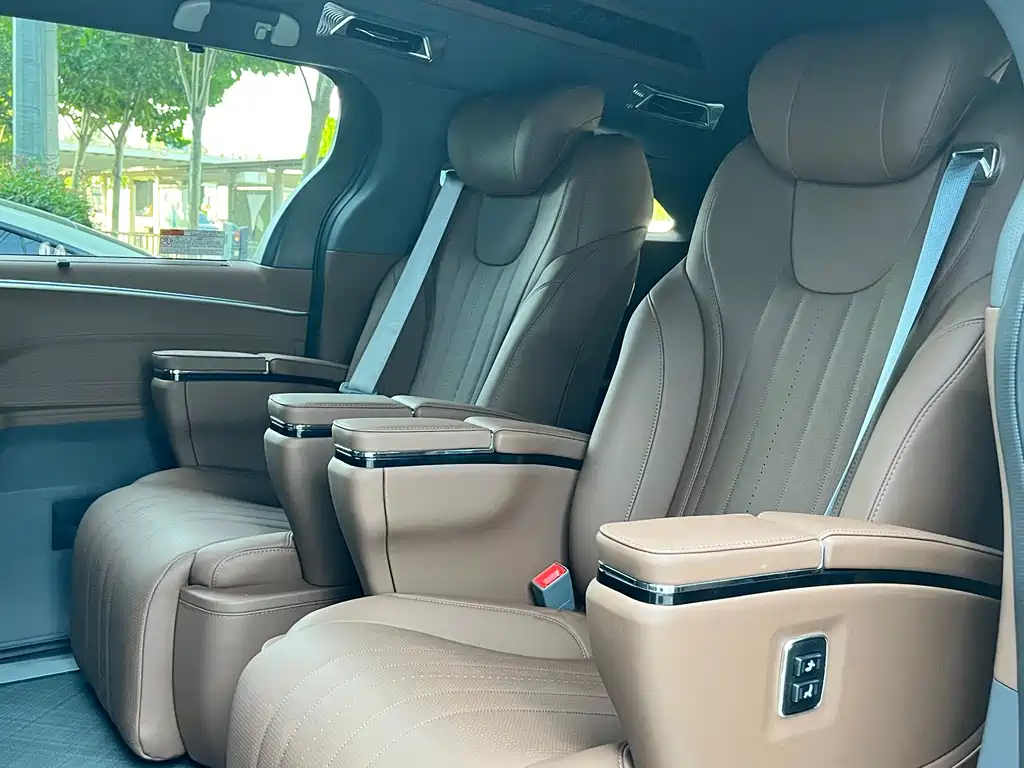 TOYOTA SIENNA SIENNA 2024