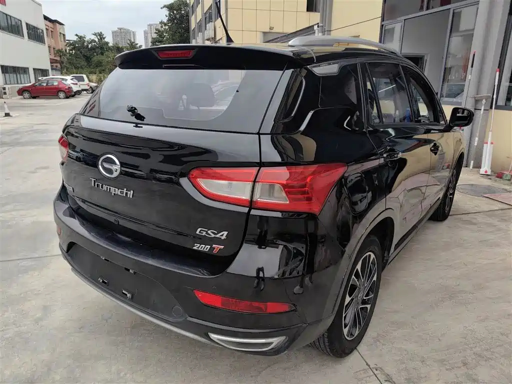 TRUMPCHI GS4 2015