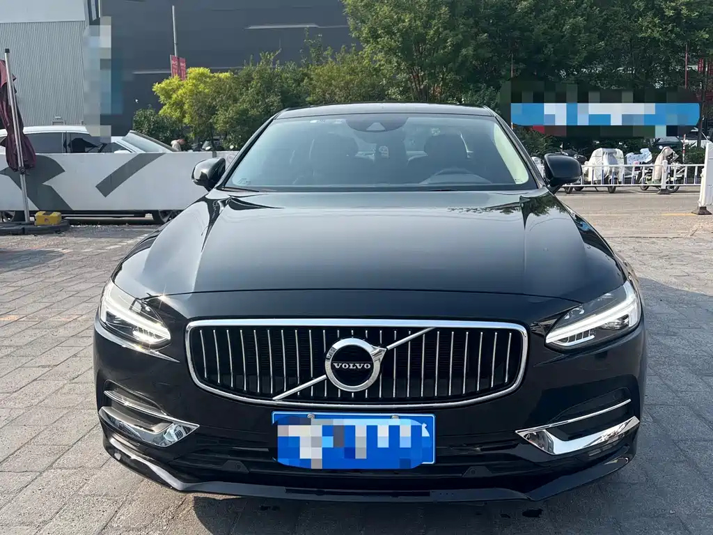 VOLVO S90 2020