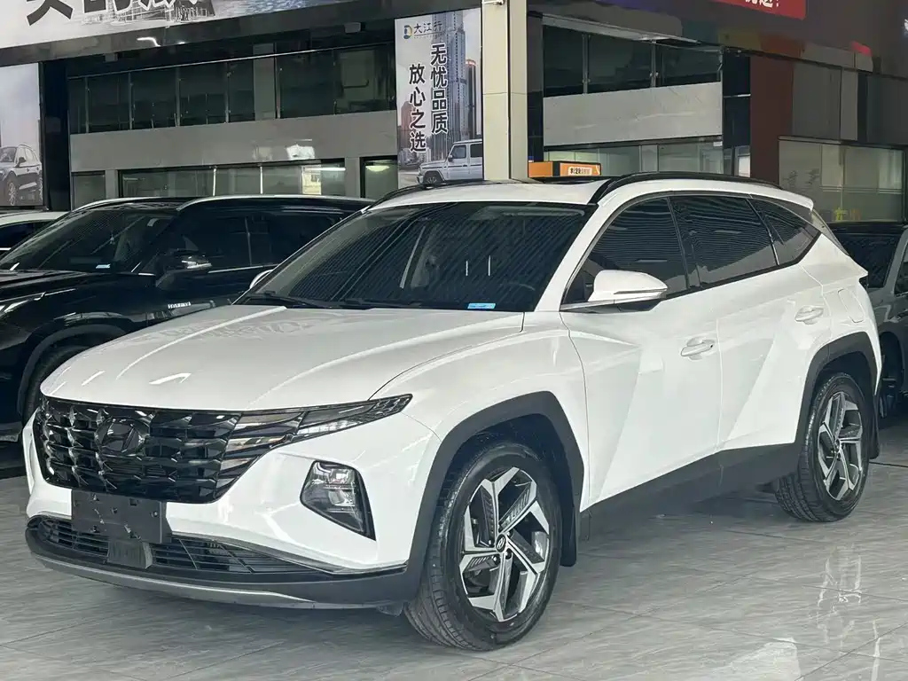 HYUNDAI TUCSON 2021