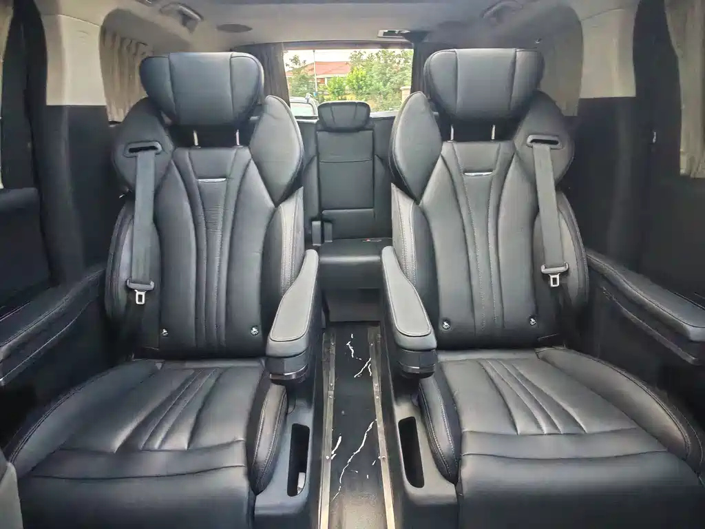 HONGQI HQ9 2023