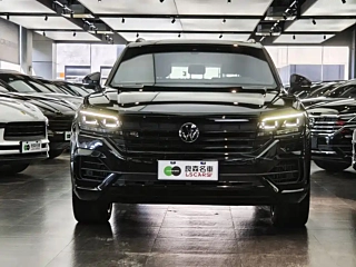 VOLKSWAGEN TOUAREG 2022 YEAR 3.0TSI SHARP & 2022