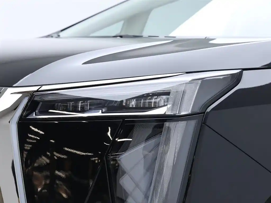 TRUMPCHI E9 2023