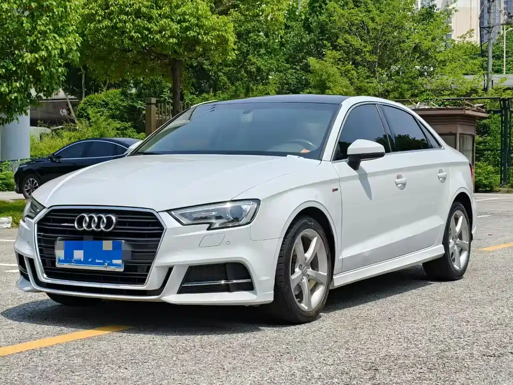 AUDI A3 2017