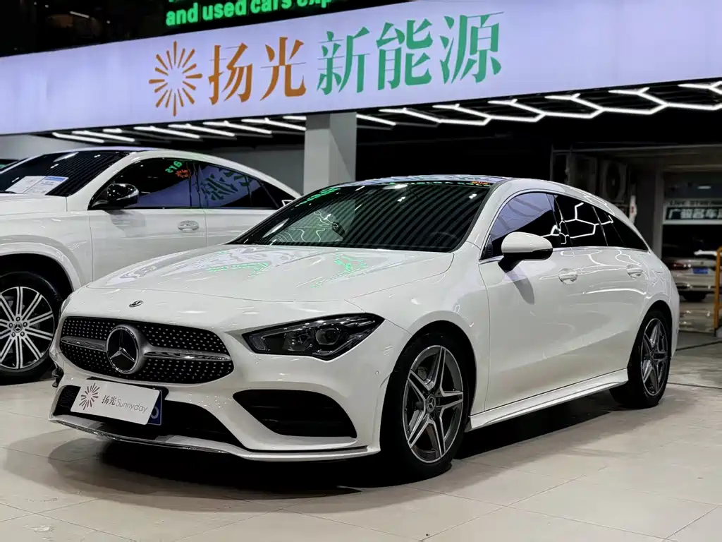 MERCEDES BENZ CLA 2022