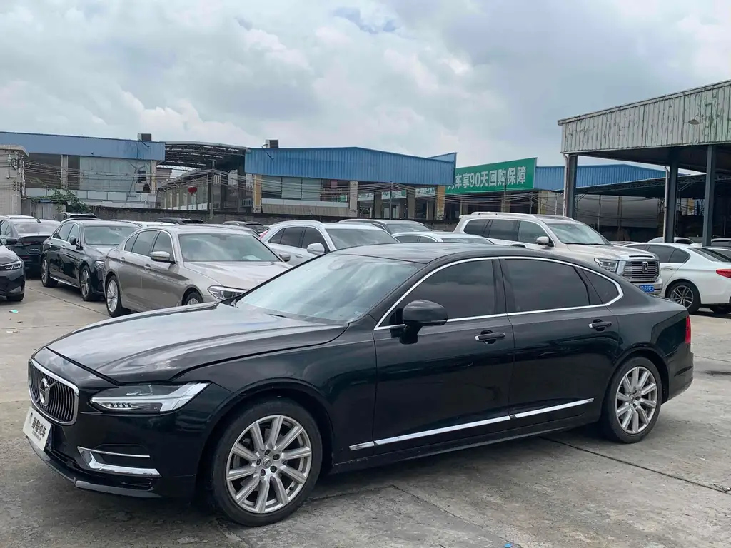 VOLVO S90 2020