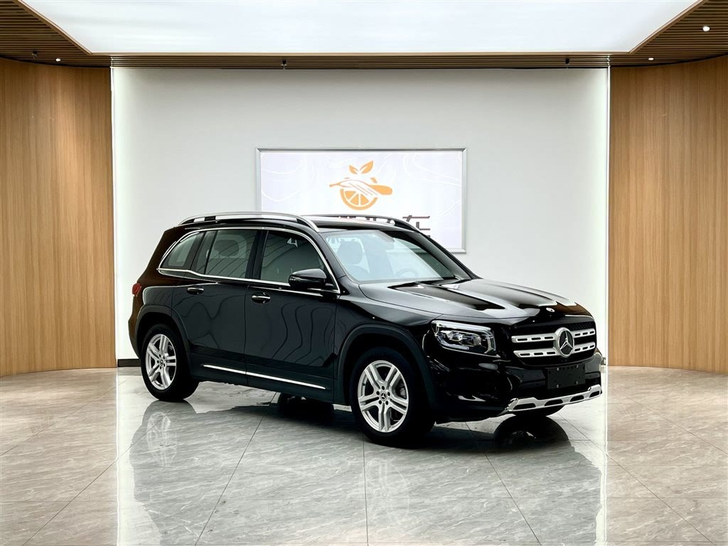 MERCEDES BENZ GLB 2021