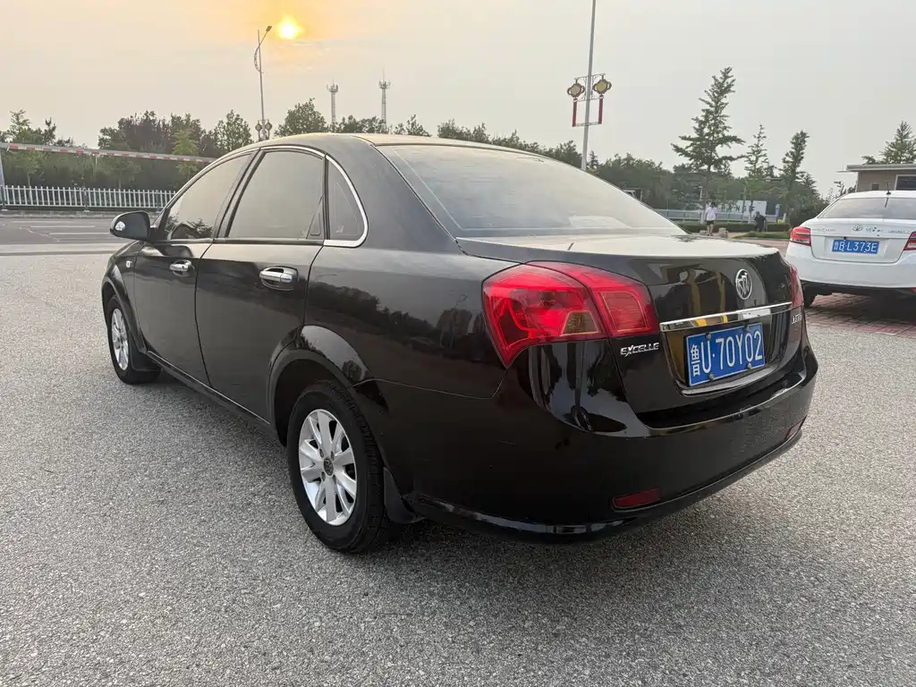 BUICK EXCELLE 2013
