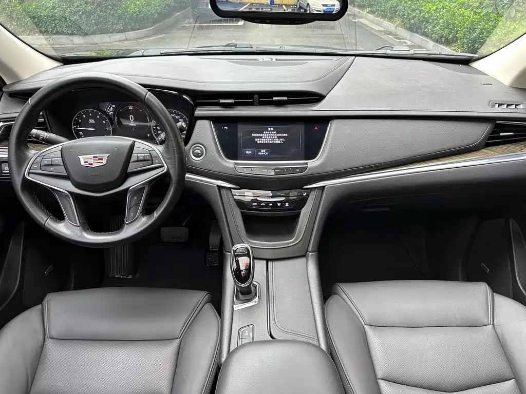 CADILLAC XT5 2018