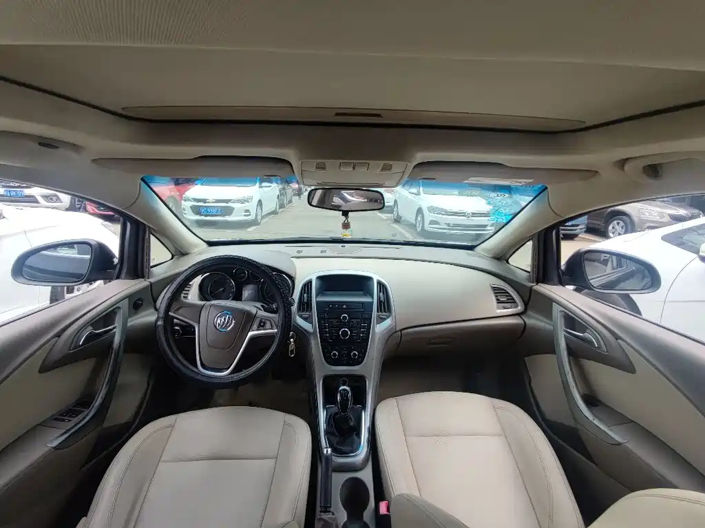 BUICK EXCELLE 2013