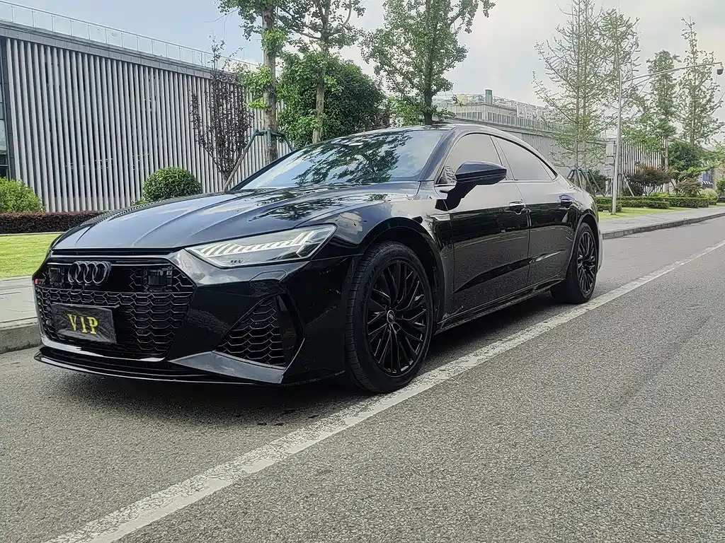 AUDI A7L 2024