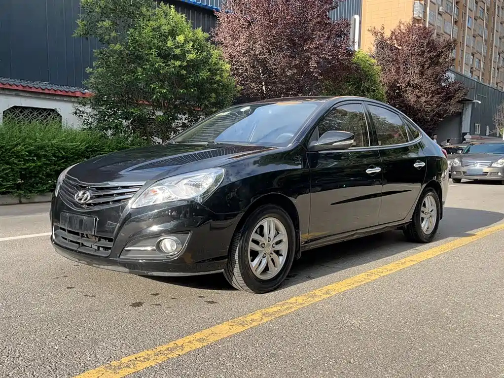 HYUNDAI CELESTA 2011
