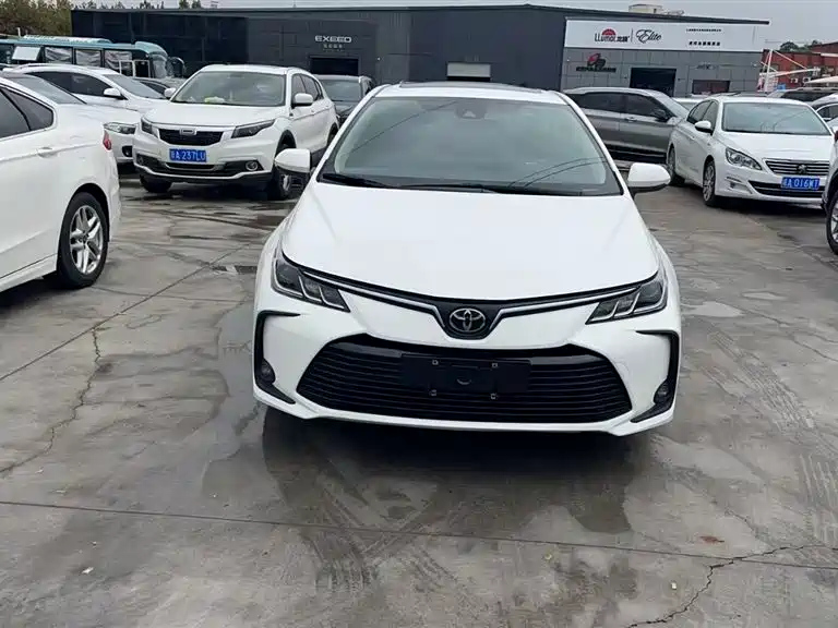TOYOTA COROLLA 2021