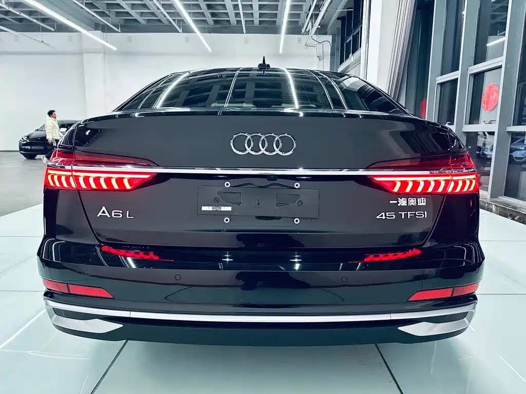 AUDI A6L 2023