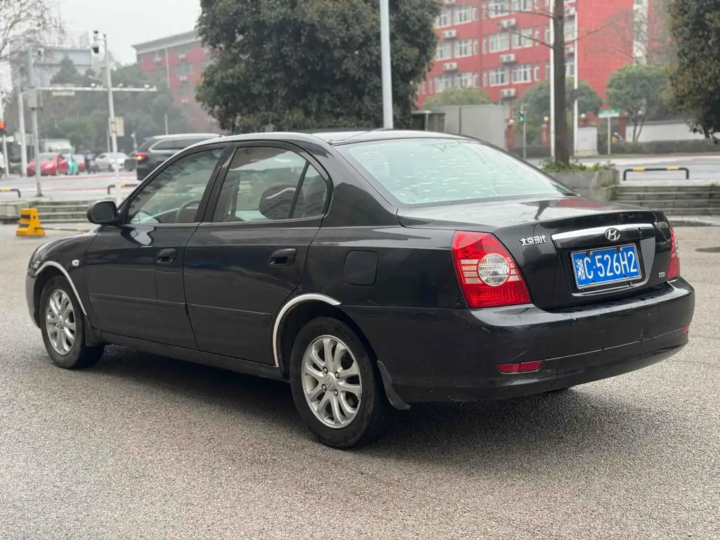 HYUNDAI ELANTRA 2011