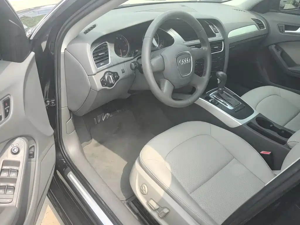 AUDI A4L 2009